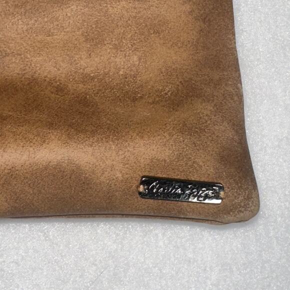 Charlie Paige Tan Vegan Leather Crossbody Purse Bag Boho with Tassel Chain Strap - Picture 5 of 7